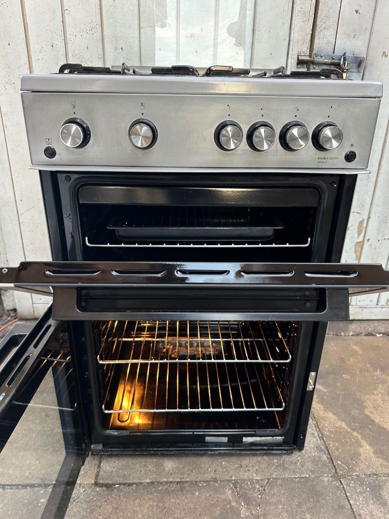 Beko Freestanding Gas Cooker with Double Oven - Good Condition
