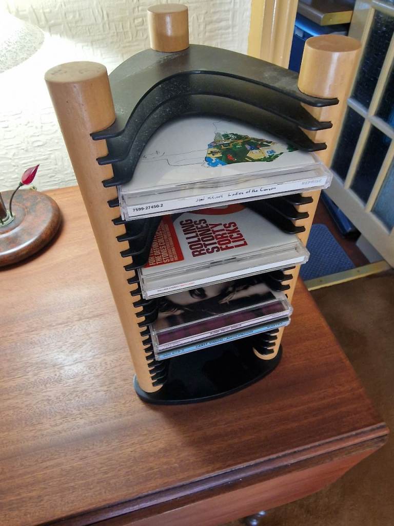 CD STORAGE...CD RACK...Excellent 