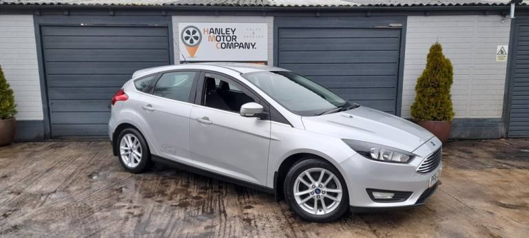 2016 Ford Focus 1.0T EcoBoost Zetec Hatchback 5dr Petrol Auto Euro 6 (s/s) (125 ps) Hatchback Pet...