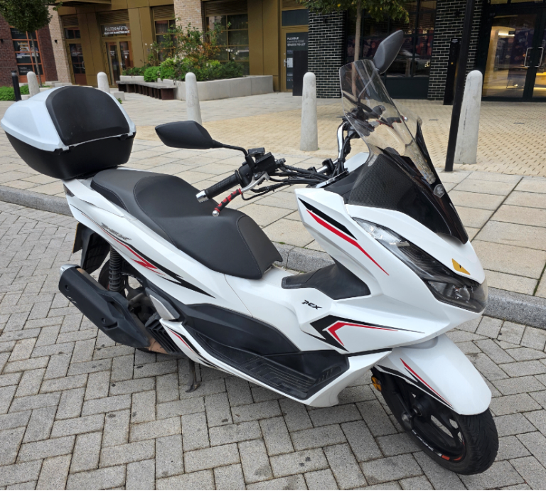 Honda, PCX, 2022, 125 (cc)