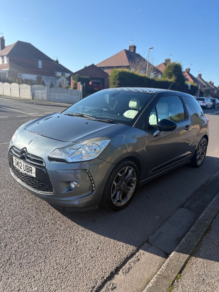 Citroen, DS3, Hatchback, 2012, Manual, 1560 (cc), 3 doors