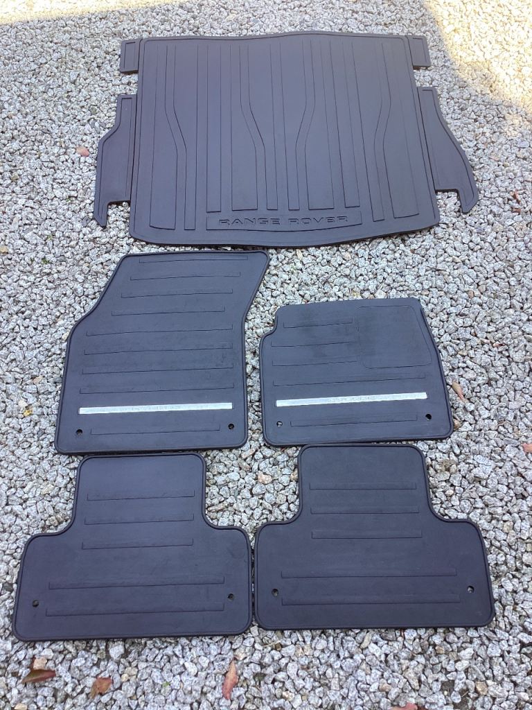 RANGE ROVER EVOQUE GENUINE RUBBER MATS