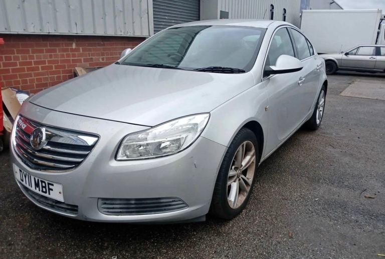 Vauxhall, INSIGNIA, Hatchback, 2012, Manual, 1796 (cc), 5 doors