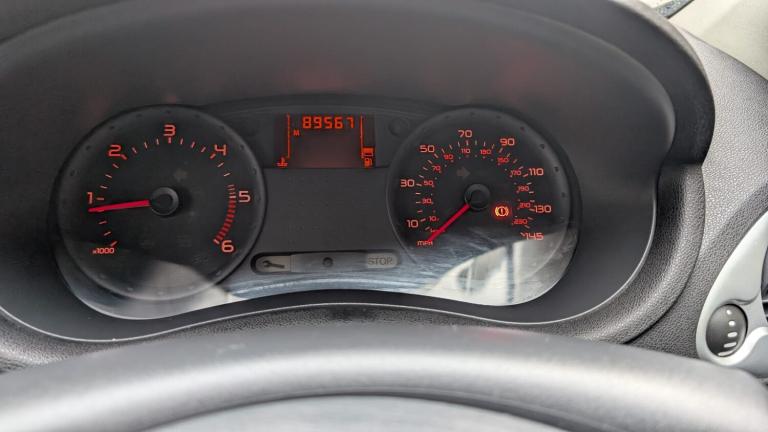 2006 Renault Clio 1.5 dCi 86 Dynamique 5dr HATCHBACK Diesel Manual