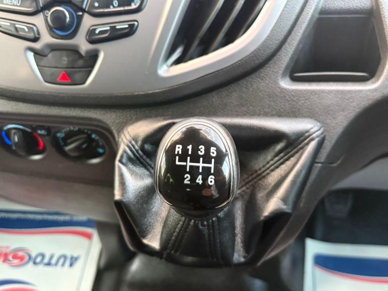 2017 Ford Transit 2.2 TDCi 125ps H2 15 Seater Trend NA DIESEL Manual