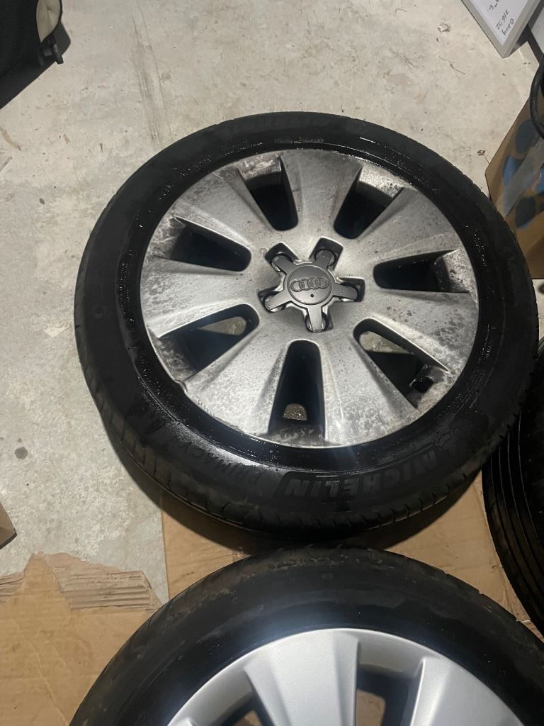 Audi a4 alloys 17”