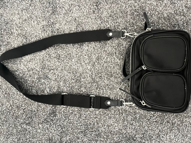 Black Crossbody Shoulder Bag – Adjustable Strap, As Good As New