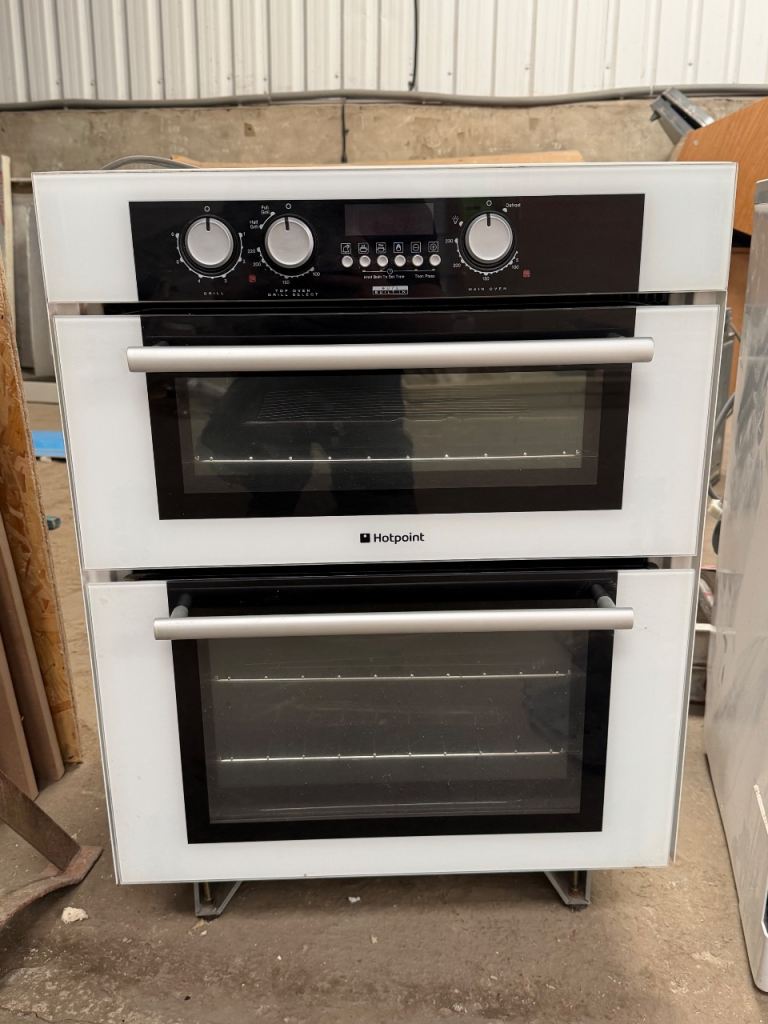 Used Hotpoint Built In Double Oven – White – Excellent Clean Condition