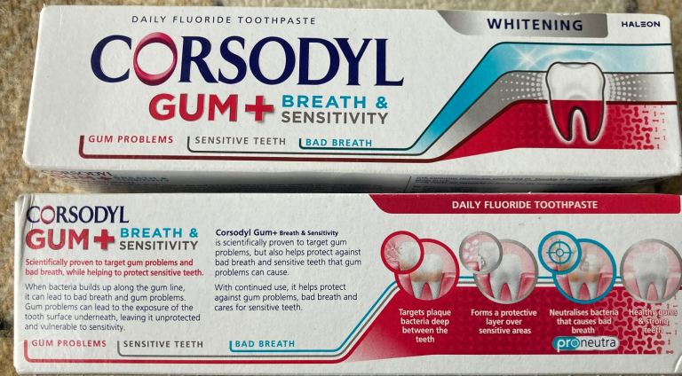 Corsodyl Whitening toothpaste. Gum Breath & Sensitivity 