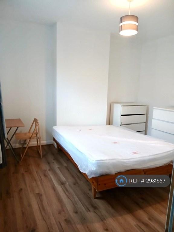 1 bedroom in Old Oak Lane, London, NW10 (#2931657)