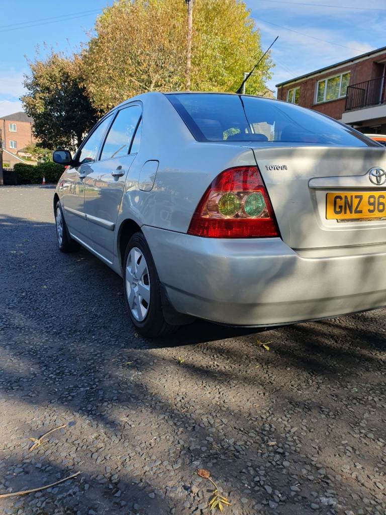 Rare Toyota corolla SALOON, 2005, Manual, 1598 (cc), 4 doors