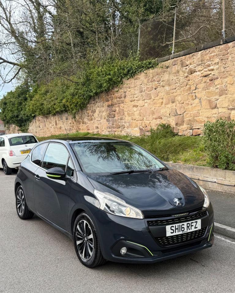 Peugeot 208 Allure (Puretech)