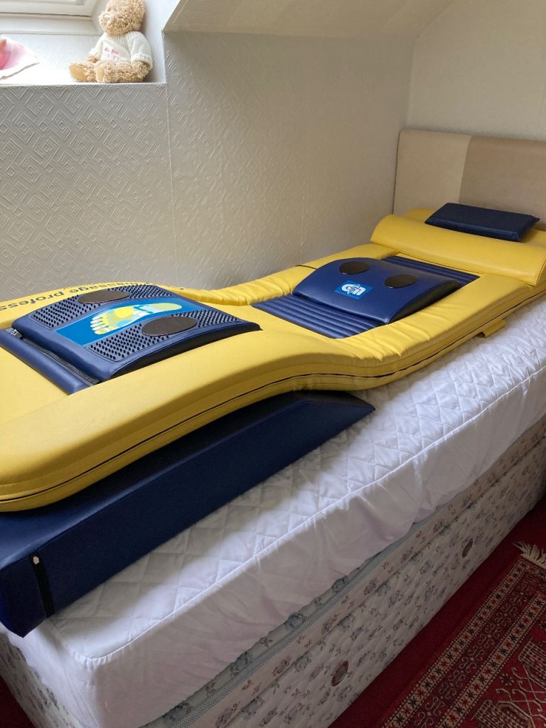 German massage bed