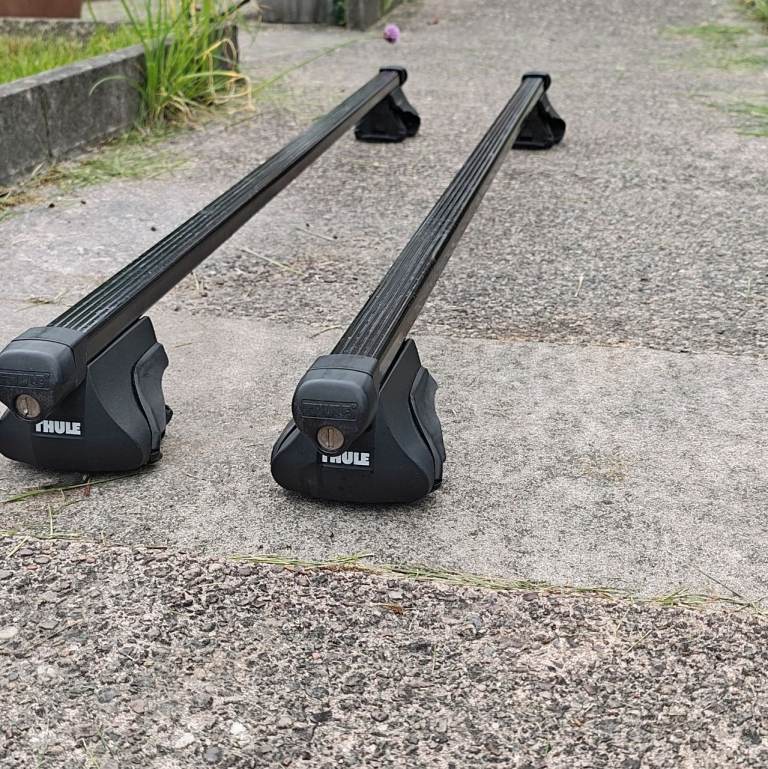 Thule SquareEvo lockable roofbars