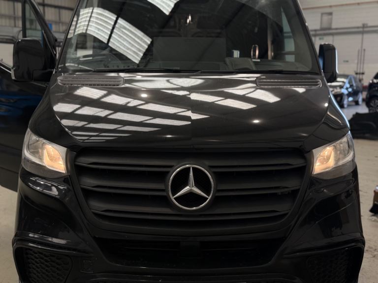 Genuine OEM Facelift Front Grille for Mercedes-Benz Sprinter (2018+)