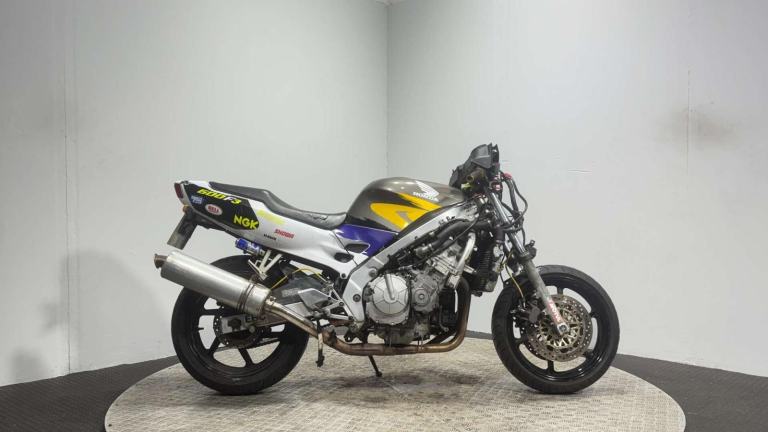 Honda CBR F 1995 49K PROJECT BIKE SPARES OR REPAIR 600CC