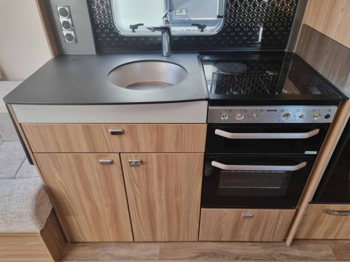 2021 Swift Elegance 480 Used Caravan