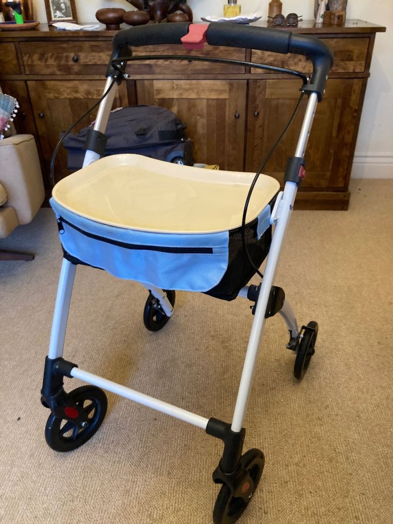 Breeze Indoor Rollator – with tray and storage bag - hardly used /clean /good as new
