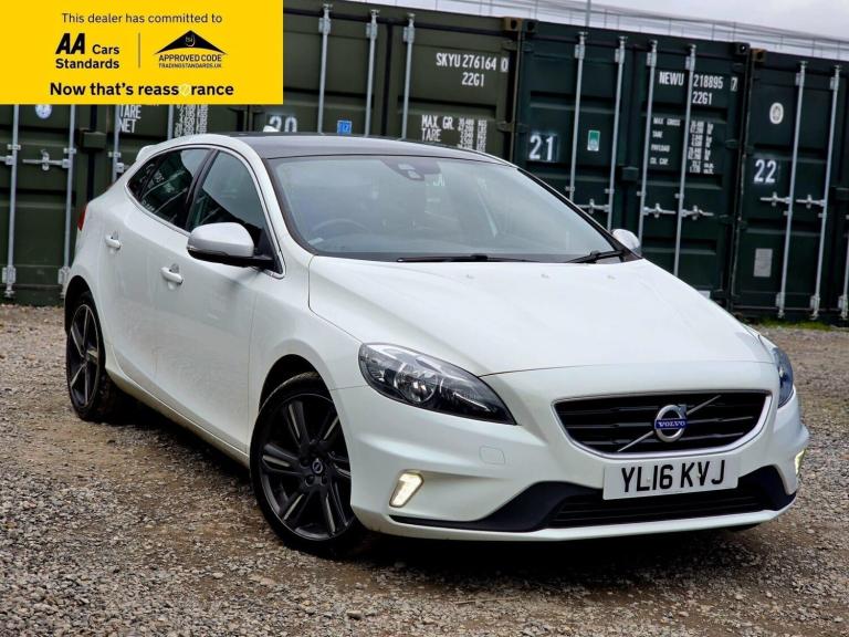 2016 Volvo V40 2.0 D3 R-Design Hatchback 5dr Diesel Auto Euro 6 (s/s) (150 ps) Hatchback Diesel A...