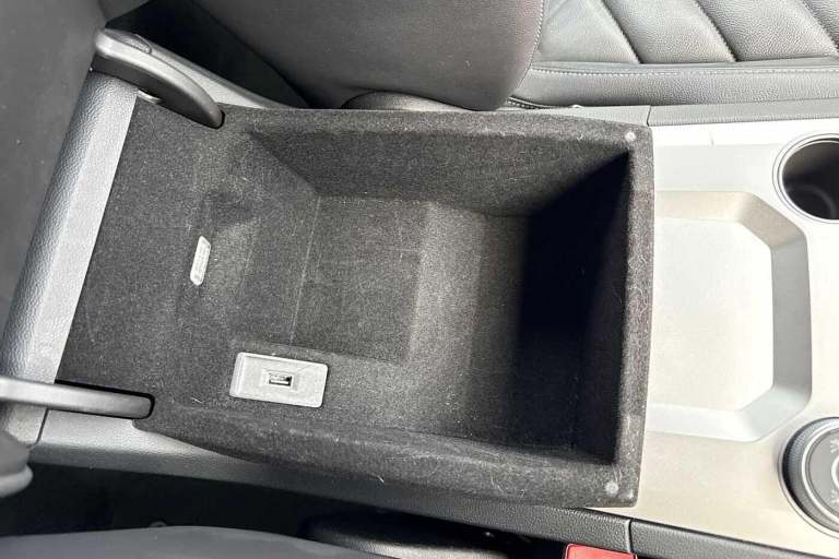 2018 Volkswagen Touareg 3.0 V6 TDI 4Motion R-Line Ã¢Â­Â14 way power adjustment, Innovation cockp...