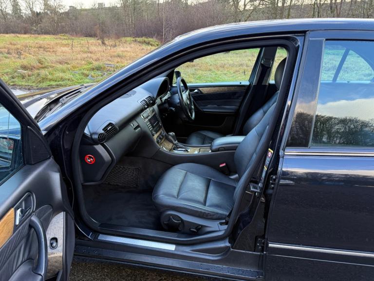 2006 Mercedes-Benz C Class C320 CDI Avantgarde SE 4dr Auto SALOON Diesel Automatic