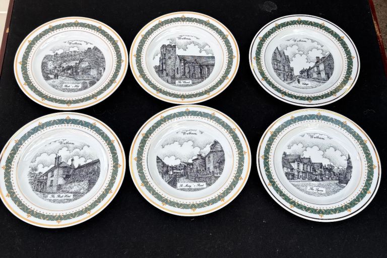 Set of 6 Canterbury Collection Wutham Plates – Good Condition