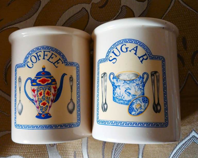 VINTAGE CLOVERLEAF COFFEE / SUGAR / UTENSILS STORAGE JAR / CANISTERS : NEED LIDS