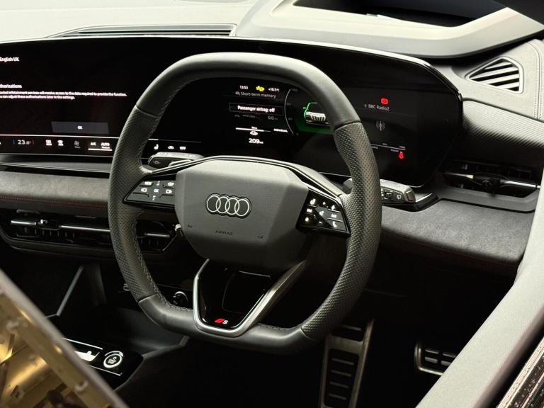  Audi Q6 e-tron 100kWh Edition 1 SUV 5dr Electric Auto quattro (388 ps) Electric Automatic