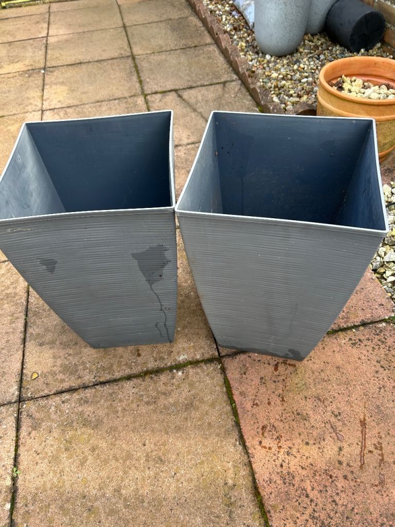 Two hard plastic plant pots £ 3 for both 18 inches high collect nr6 7jn
