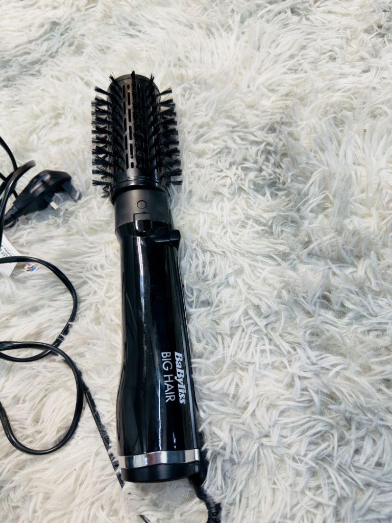 BaByliss Big Hair rotating hot air styler (also known as a rotating hair dryer brush).