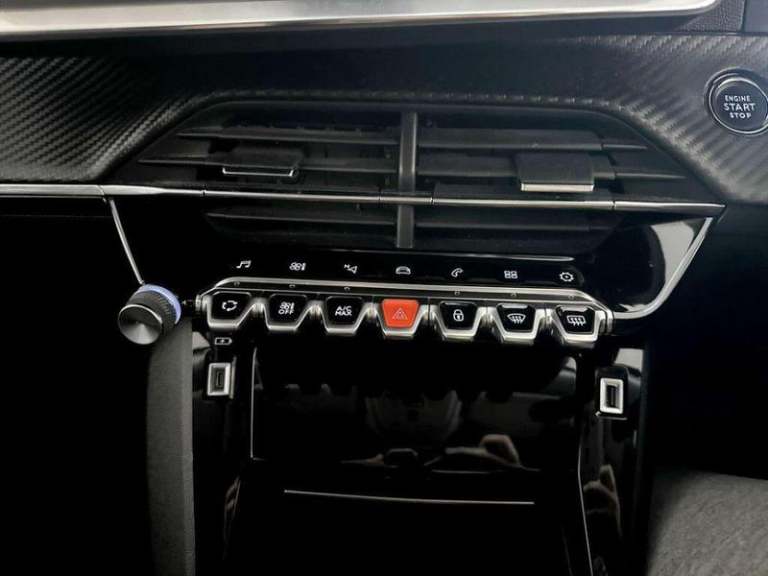 2022 Peugeot 2008 1.2 PureTech Allure Premium EAT Euro 6 (s/s) 5dr Automatic SUV Petrol Automatic