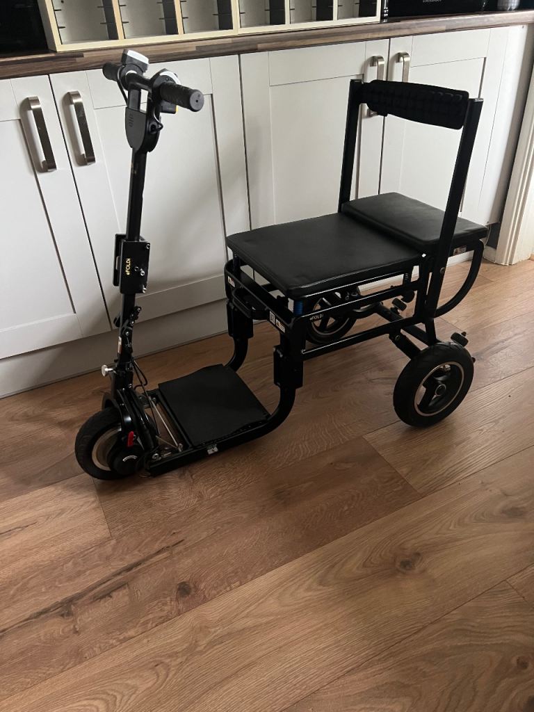 E foldi light weight mobility scooter