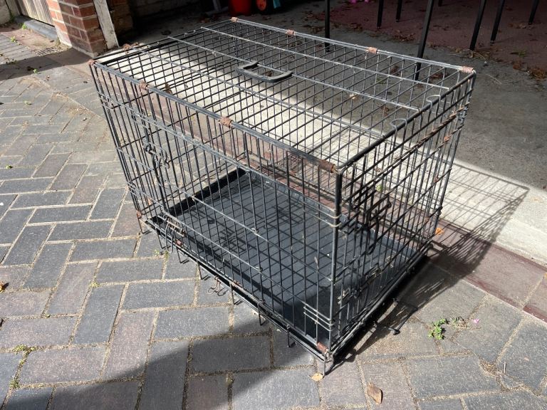Pet/dog cage £20