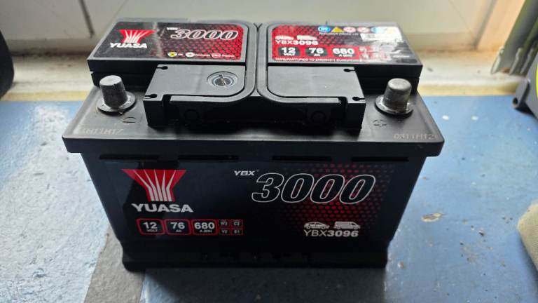 Yusa 3000 Van/Car Battery