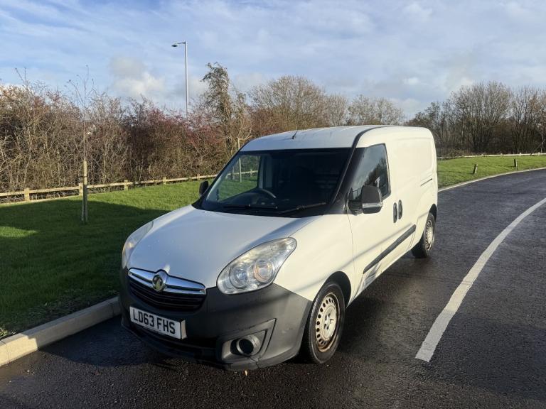 VAUXHALL COMBO 1.6 CDTi 2300 16v 2013