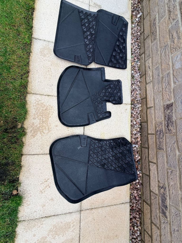BMW rubber car mats