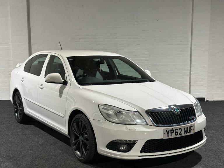 2012 Skoda Octavia 2.0 TDI CR vRS 5dr HATCHBACK Diesel Manual