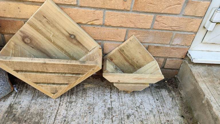 Bird boxes