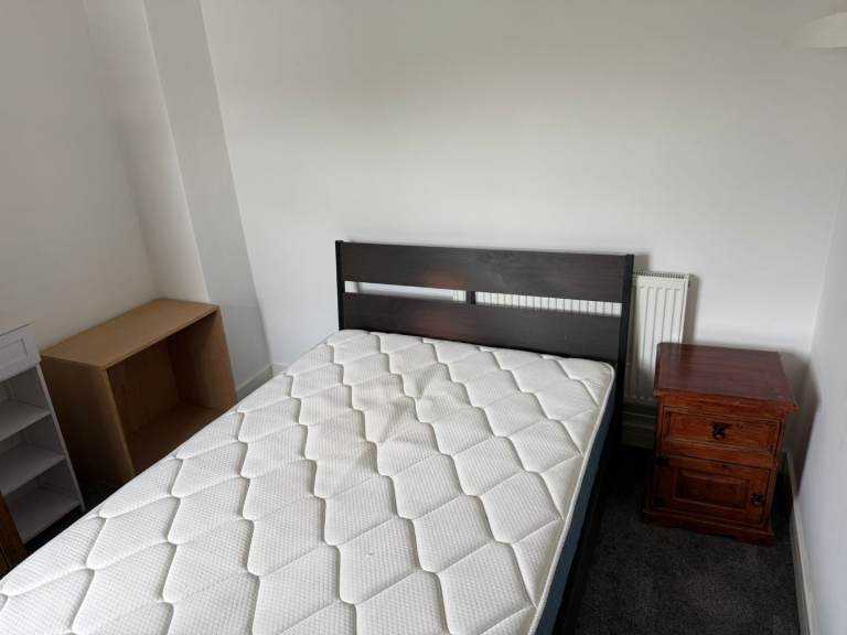 Room in Shared House