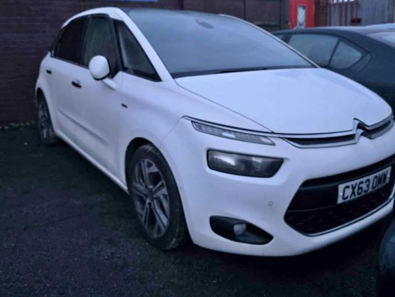 CITROEN C4 PICASSO 1.6 DIESEL AUTO AIRDREAM EXCLUSIVE EDITION YEAR 2013 SPARE OR REPAIR!!!