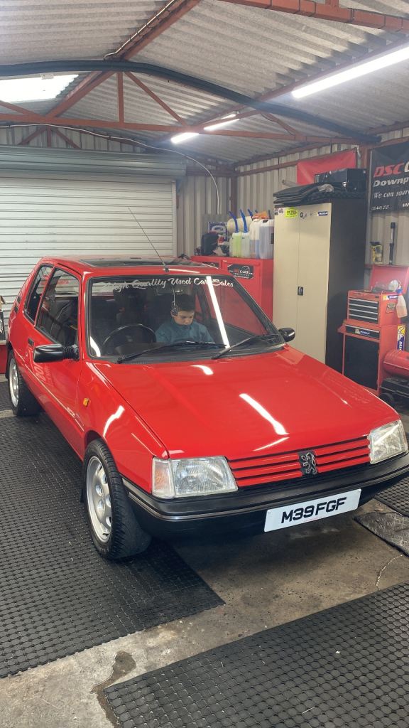 Peugeot, 205, Hatchback, 1995, Automatic, 1580 (cc), 3 doors