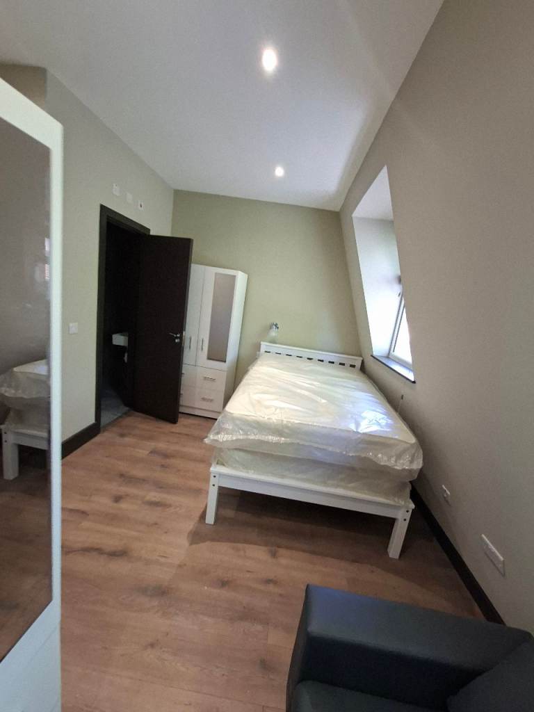 Studio flat to Let in Islington N4, No deposit required, Dss welcome