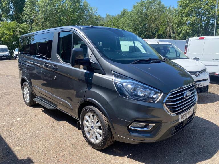 2019 19 Reg Ford Tourneo Custom Titanium 2.0TDCi 4 Seater With Wheelchair Access