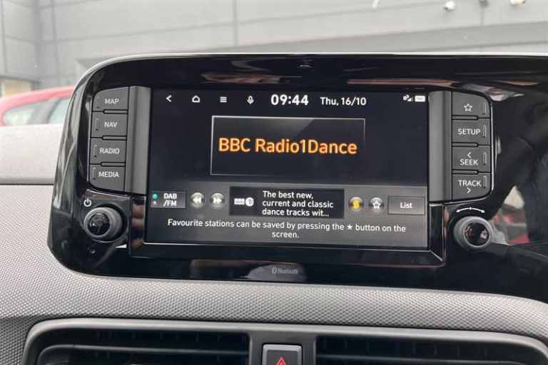 2025 Hyundai i10 1.2 Advance Hatchback 5dr Petrol Auto Euro 6 (s/s) (79 ps) Hatchback Petrol Auto...