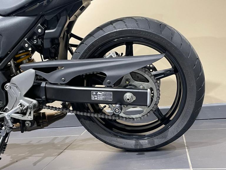 Suzuki SV650 SV 650 SV650A 2020 in Black 