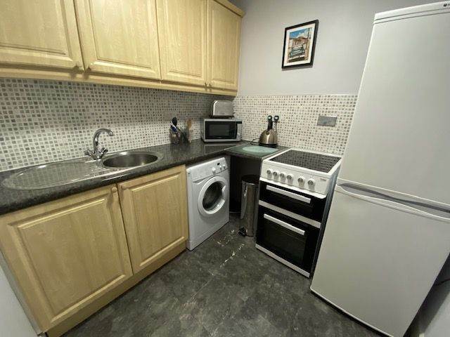 1 Bedroom Flat, Watson Crescent, Polwarth, Edinburgh
