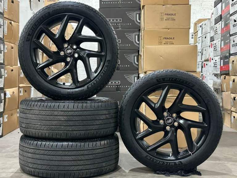 22" Genuine RANGE ROVER SPORT VOGUE Style 5131 Alloy Wheels & MICHELIN Tyres