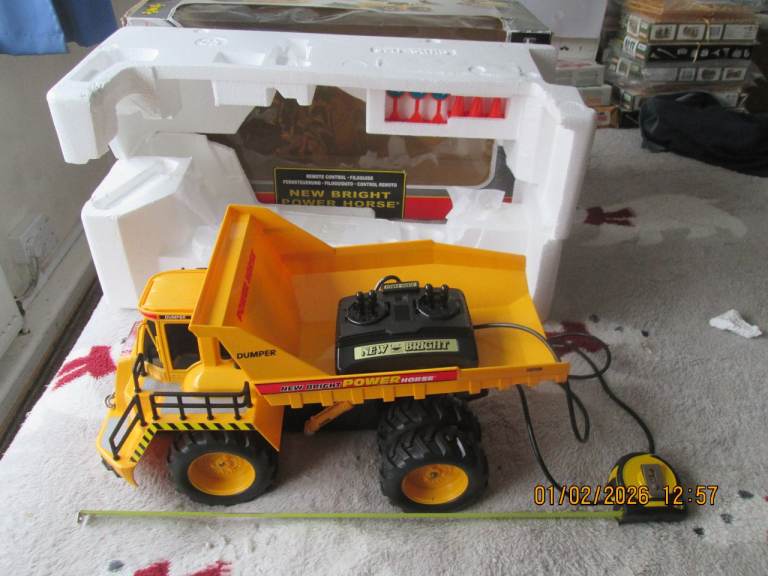 NEWBRIGHT TIPPER TRUCK