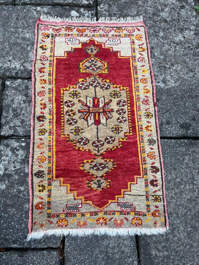 Vintage Turkish prayer rug 