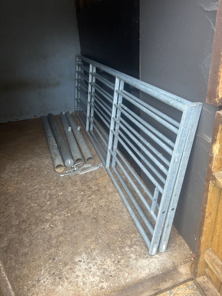 Farm gates 12ft. Galvanised 